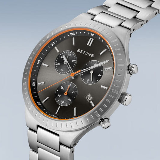 Bering Titan Chrono plata cepillado 11743-709-US