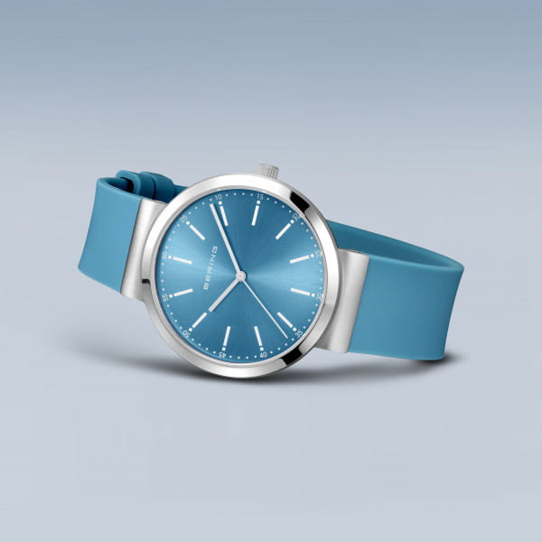 Bering Classic polished blue 10141-398-US