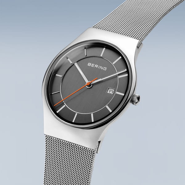 Bering Classic gris pulido 11938-007-US