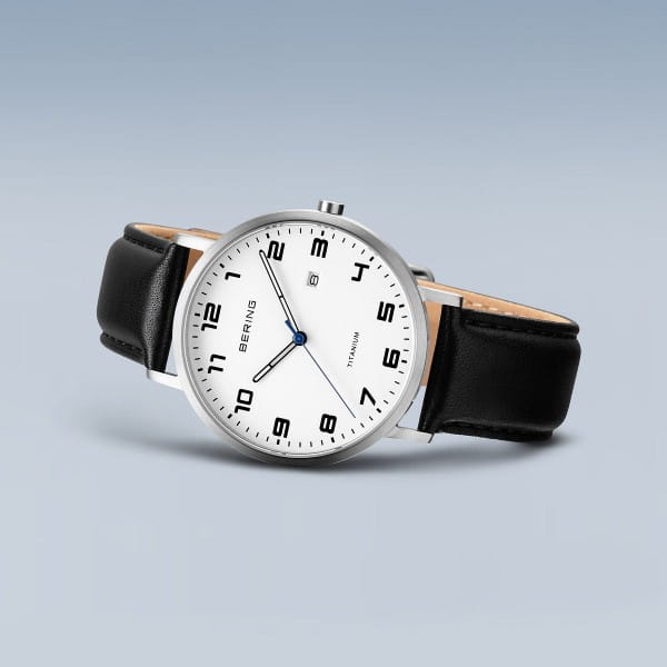 Bering Titanium plata cepillado 18640-404-US