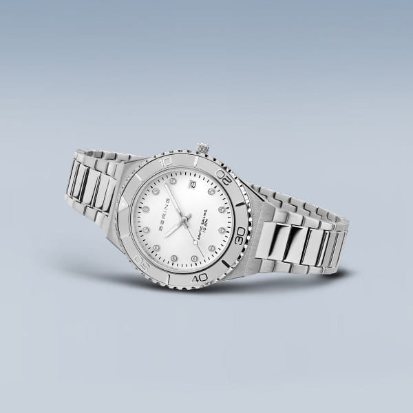 Bering Classic polished/brushed silver 18936-704-US