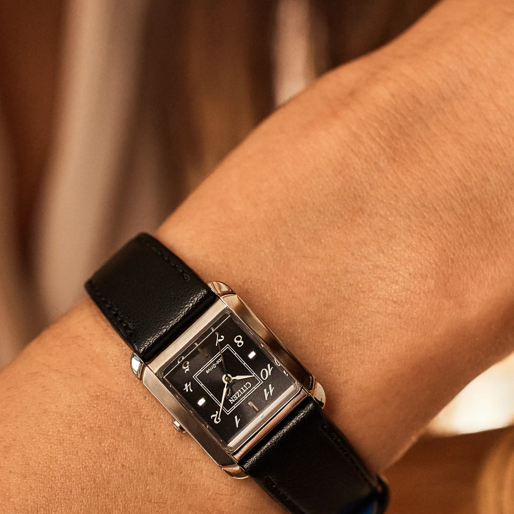Citizen L Bianca EW5600-01E