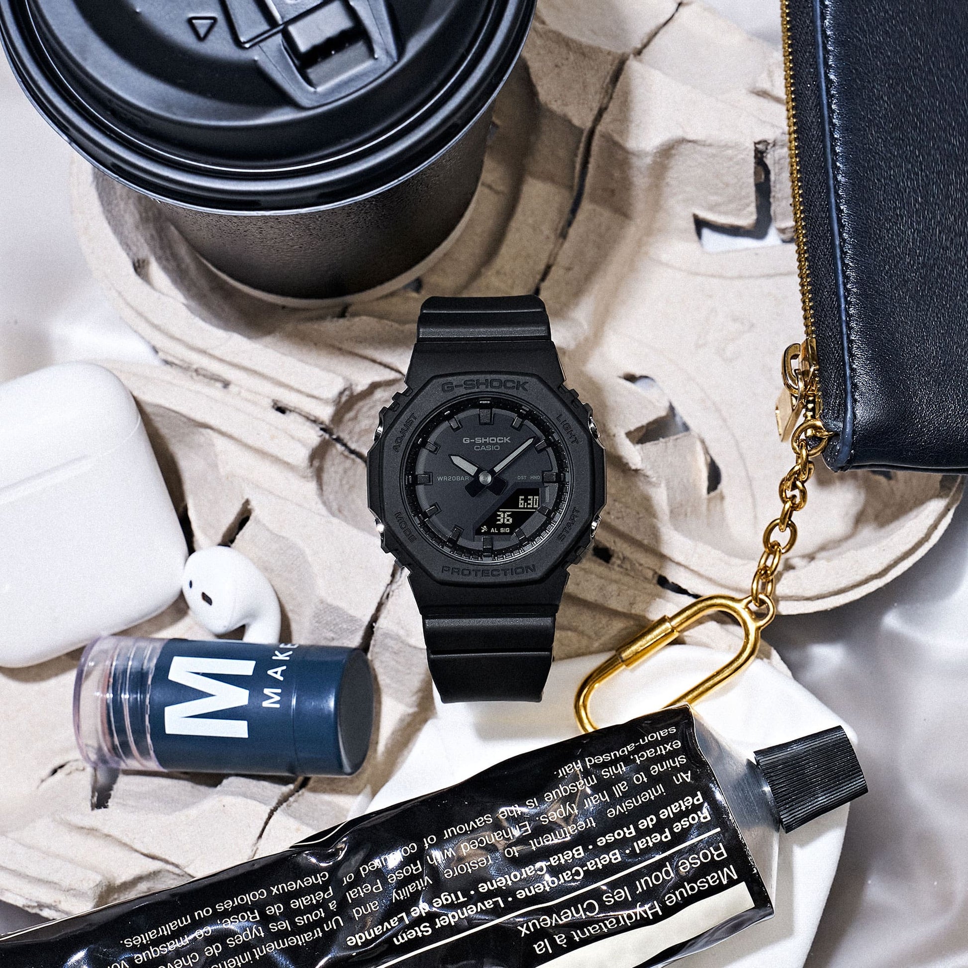 G-Shock WOMEN GMAP2100BB-1A