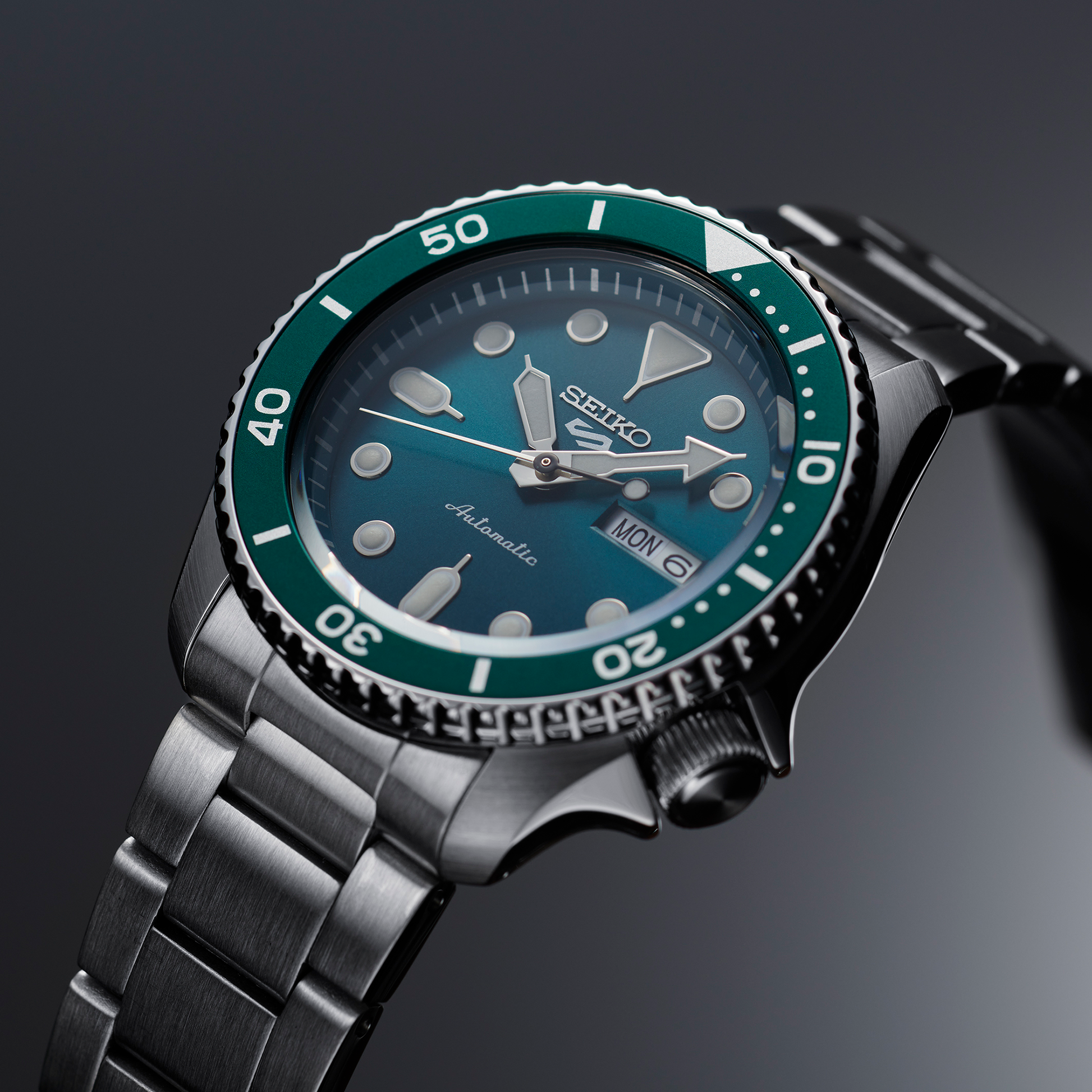 Seiko 5 Sports Watch SRPD61