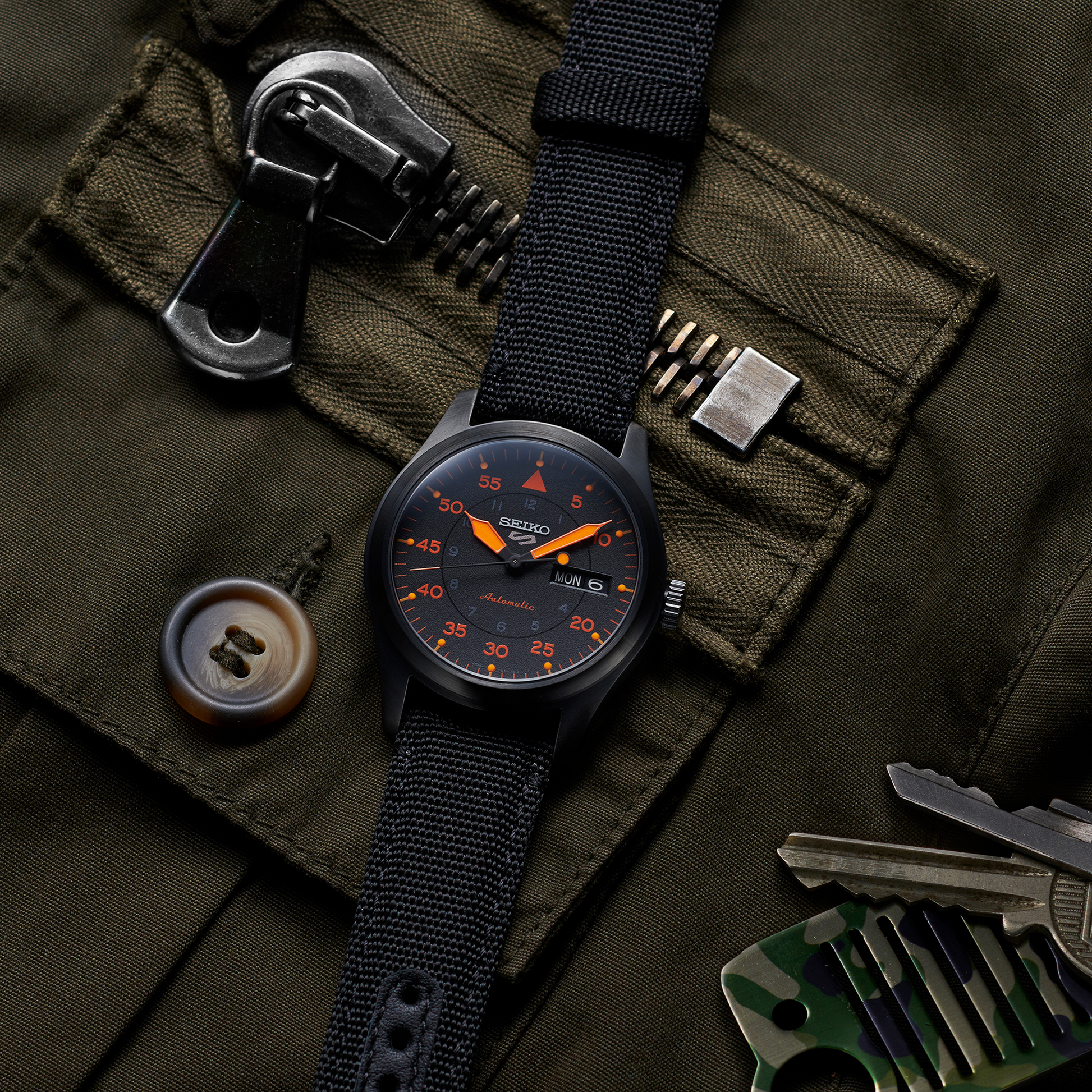 Seiko 5 Sports Watch SRPH33