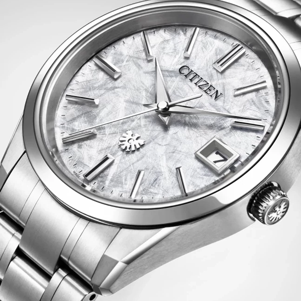 Citizen The CITIZEN Super Titanium™ AQ4100-57B
