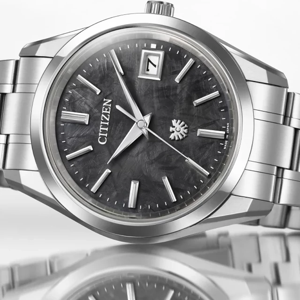 Citizen The CITIZEN Super Titanium™ AQ4100-57E