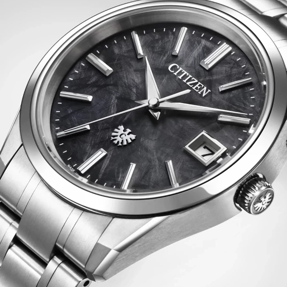 Citizen The CITIZEN Super Titanium™ AQ4100-57E