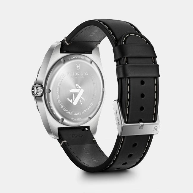 Victorinox Swiss Army Quartz 242041 42mm 
