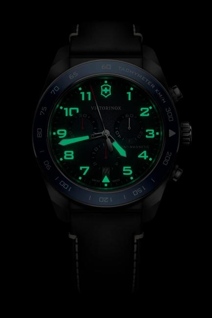 Victornix Swiss Army Chronograph 242047 42mm 