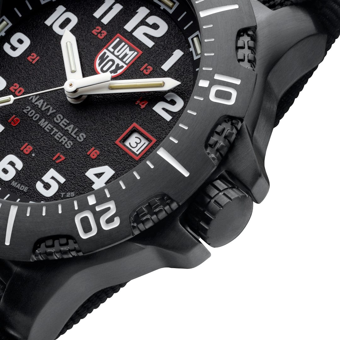 Luminox Navy SEAL 4230 Military Dive Watch, 45 mm XS.4231.SET